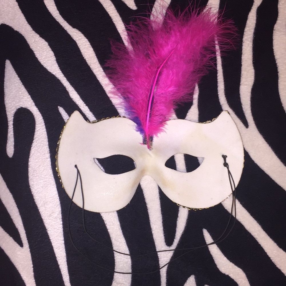 Masquerade Mask! - Picture 2 of 2